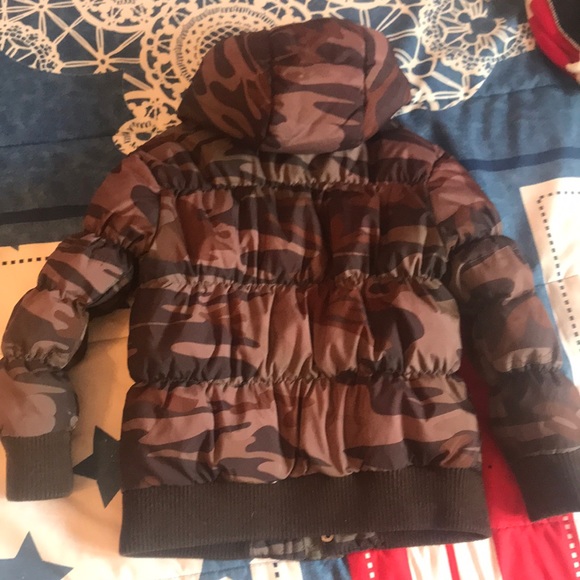 Appaman Camouflage Puffer Jacket - Picture 2 of 4